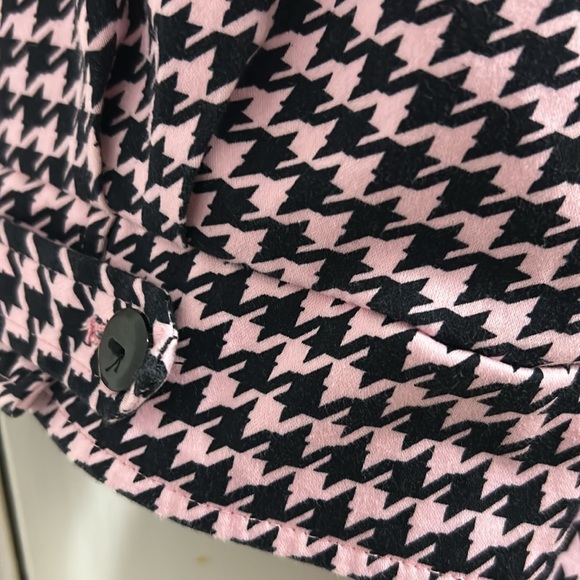 Joan Rivers Pink and Black Houndstooth Fitted Women Jacket. Like New, size 2X - Picture 5 of 5